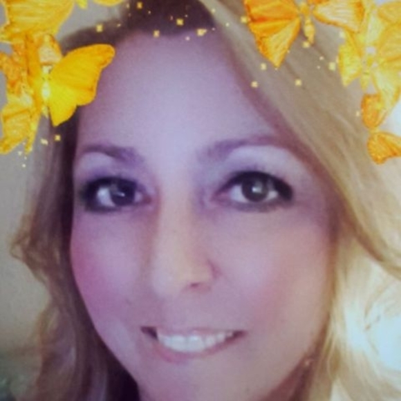 Meet your Posher, M'chelle - Picture 1 of 1